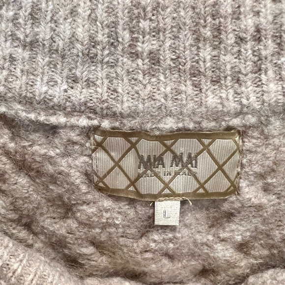 MIA MAI womens size Large - Picture 3 of 6